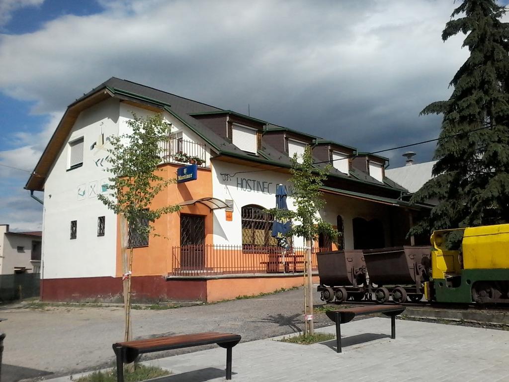 Hostinec Banik Lubela Exterior foto